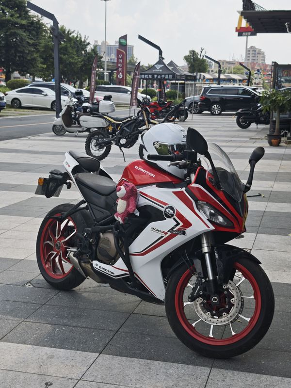 二手QJMOTOR赛400