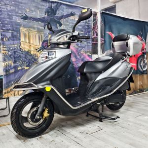 二手五羊本田SCR 喜鲨125