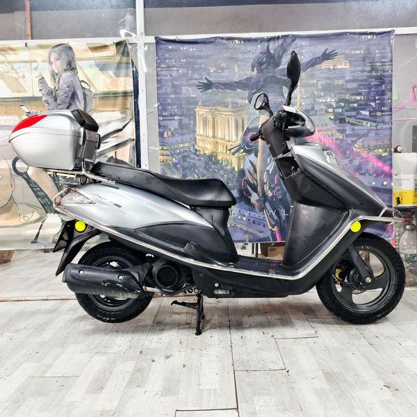 二手五羊本田SCR 喜鲨125