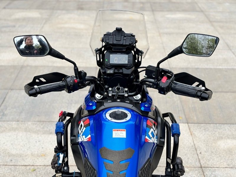 二手豪爵铃木DL250