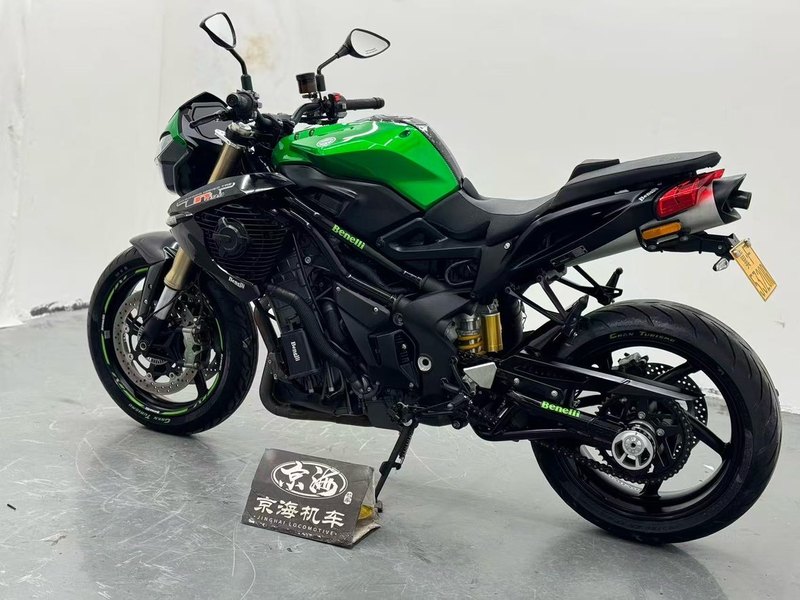 二手贝纳利TNT899