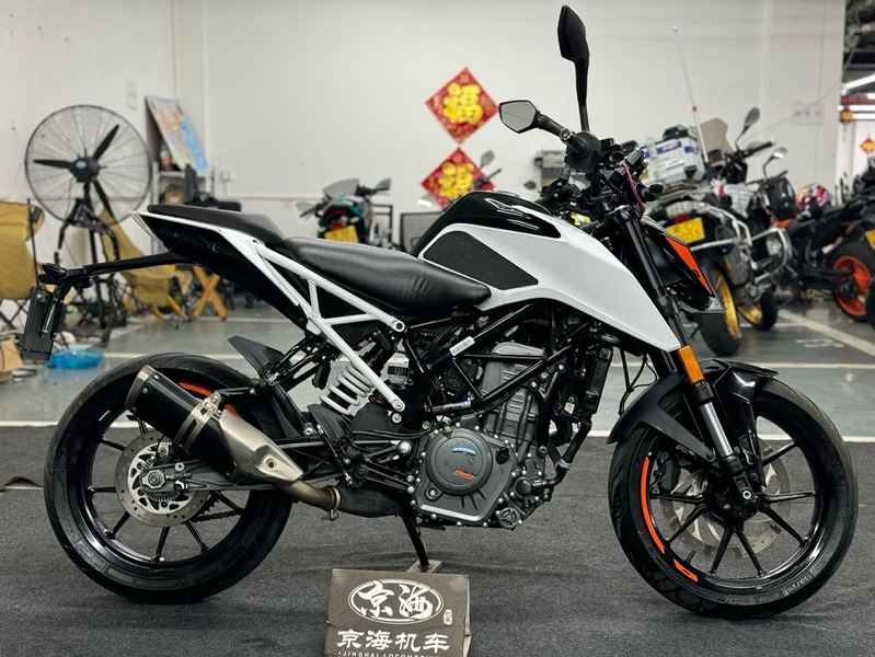 二手KTMR2R390 Duke