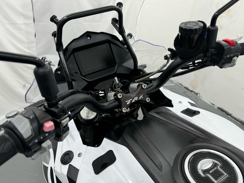 二手贝纳利金鹏 TRK502