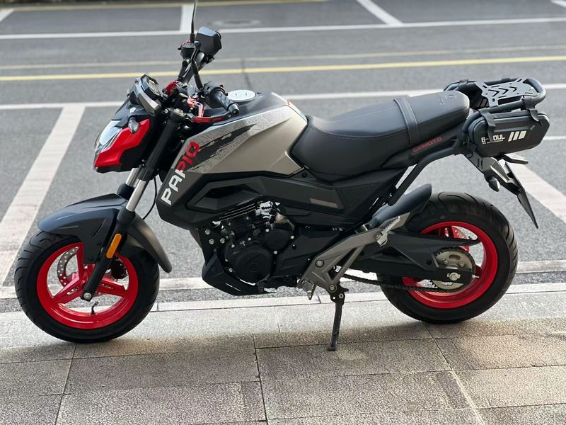 二手春风ST狒狒