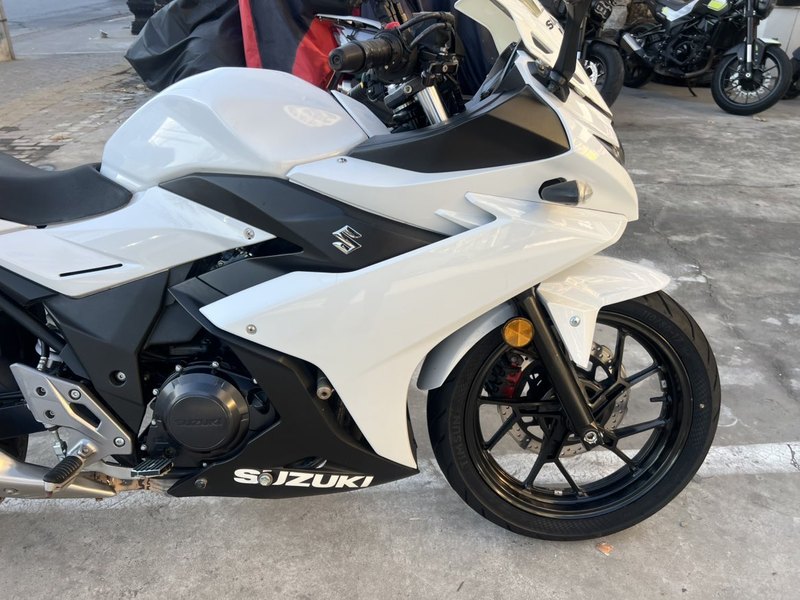 二手豪爵铃木GSX250R