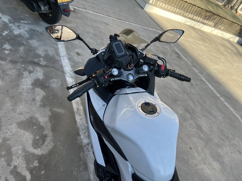 二手豪爵铃木GSX250R