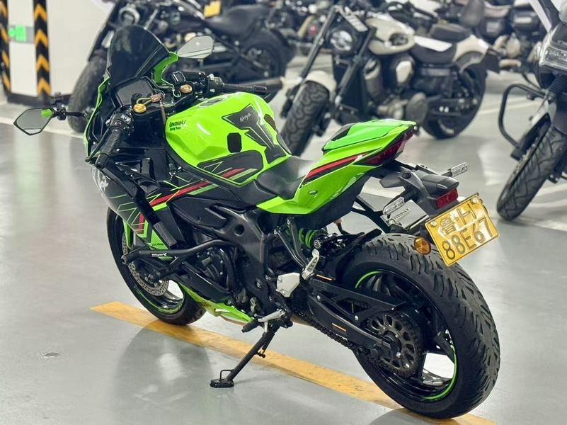二手川崎ZX-4R
