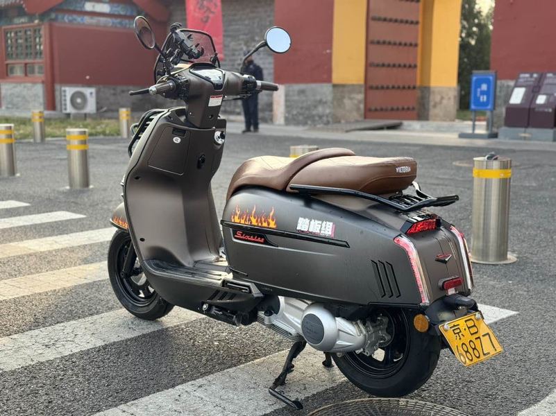 二手维多利亚Sixties 300i