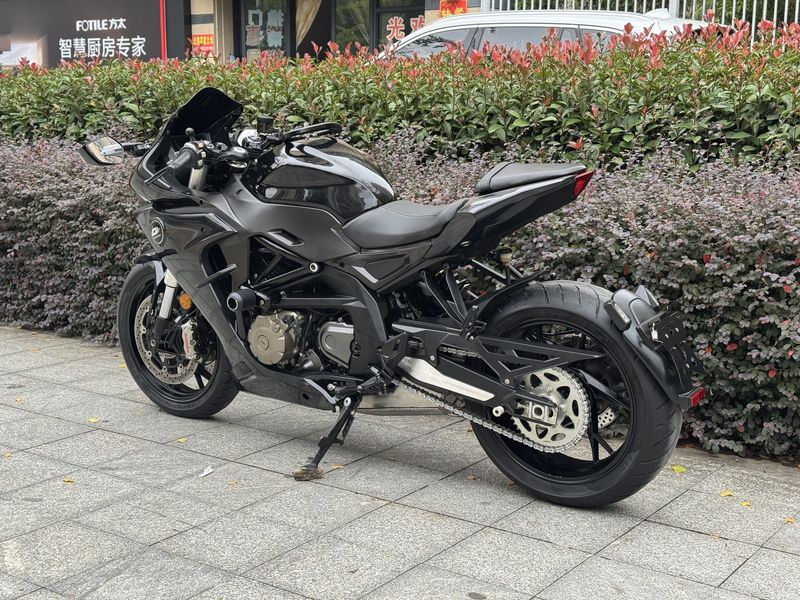 二手QJMOTOR赛600