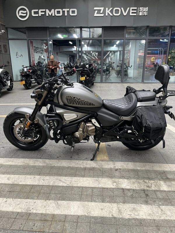 二手QJMOTOR闪700
