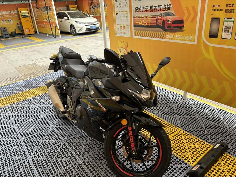 二手豪爵铃木GSX250R