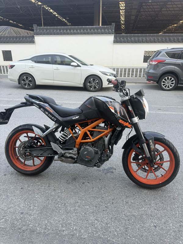 二手KTMR2R390 Duke