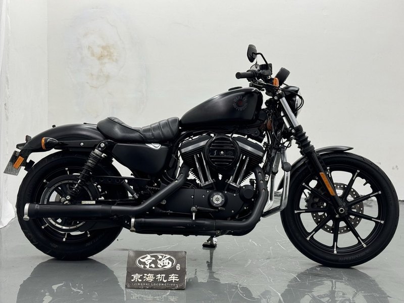 二手哈雷戴维森Iron883 硬汉