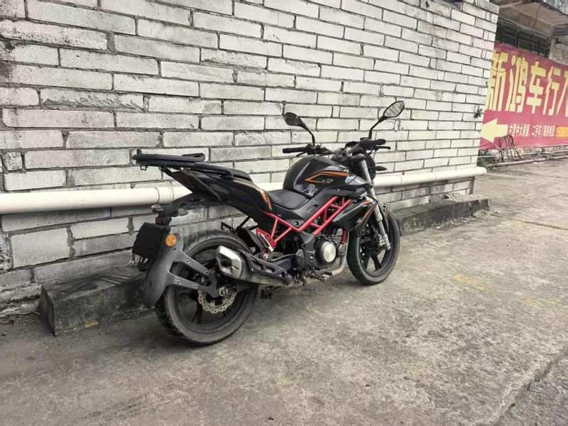 二手贝纳利红宝龙 TNT150i