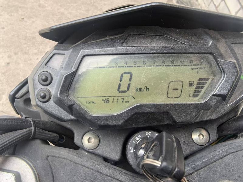 二手贝纳利红宝龙 TNT150i