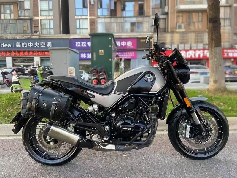 二手贝纳利幼狮 Leoncino 500