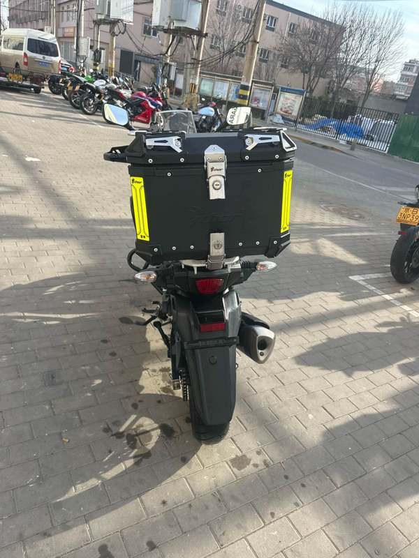 二手豪爵铃木DL250