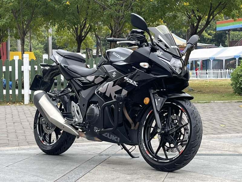 二手豪爵铃木GSX250R