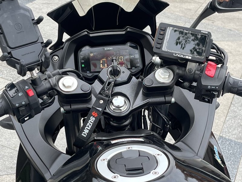 二手豪爵铃木GSX250R