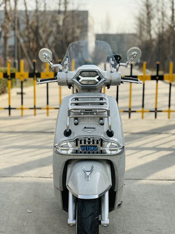 二手维多利亚Sixties 250Si