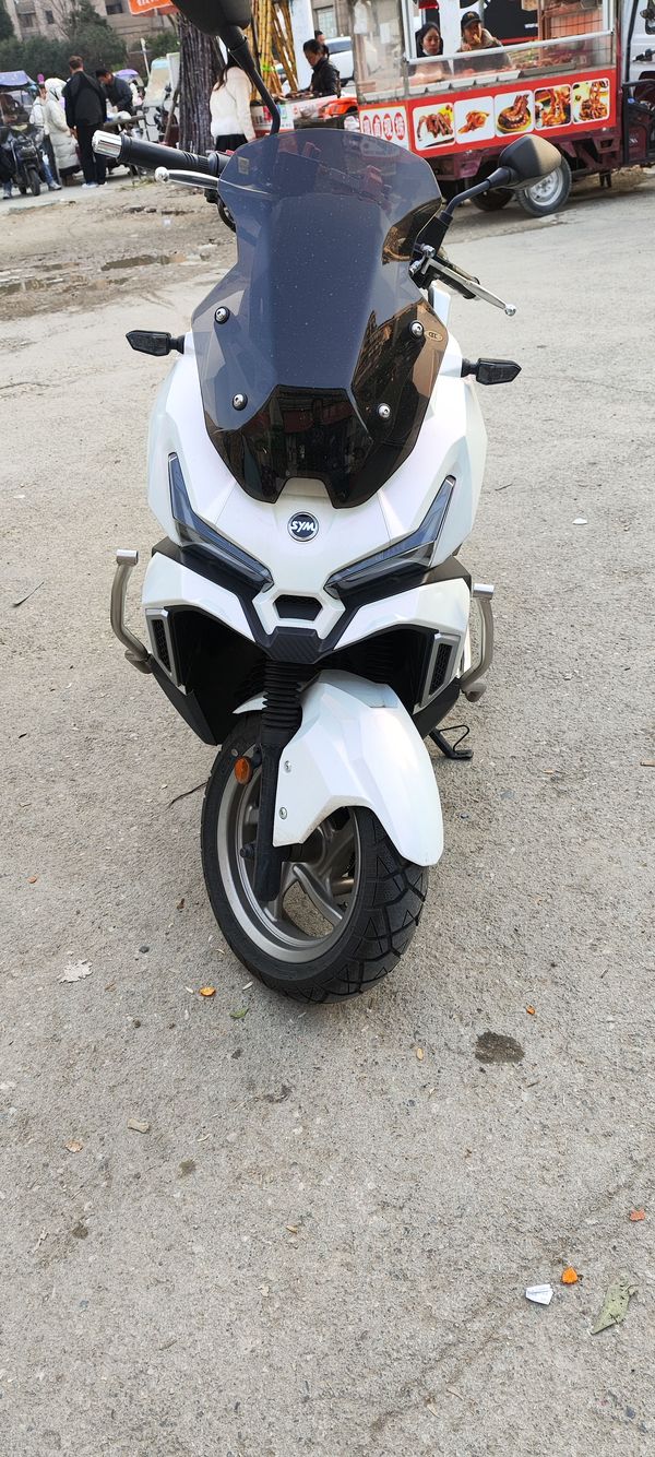 二手三阳哈士奇 Husky ADV150