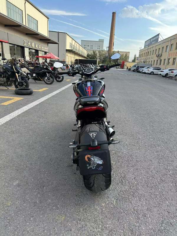 二手凯旋Rocket 3