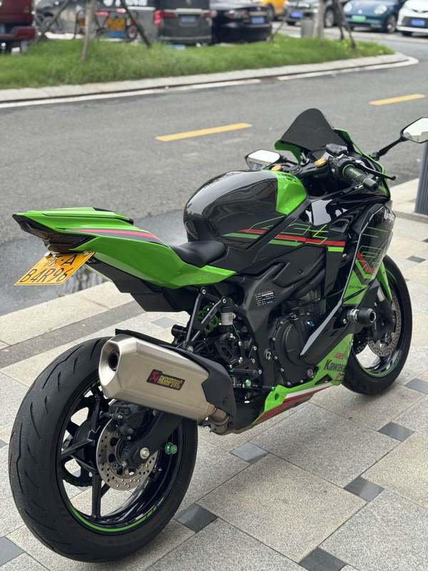 二手川崎ZX-4R