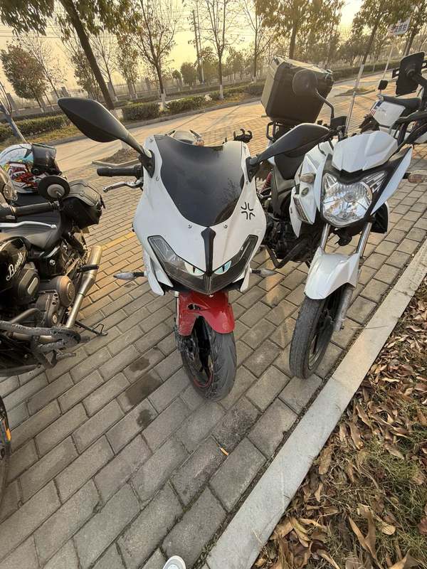 二手贝纳利龙卷风 Tornado 302R