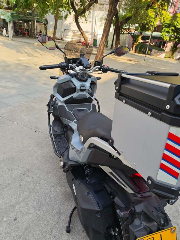 二手三阳哈士奇 Husky ADV150