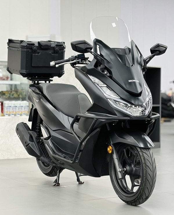 二手五羊本田PCX