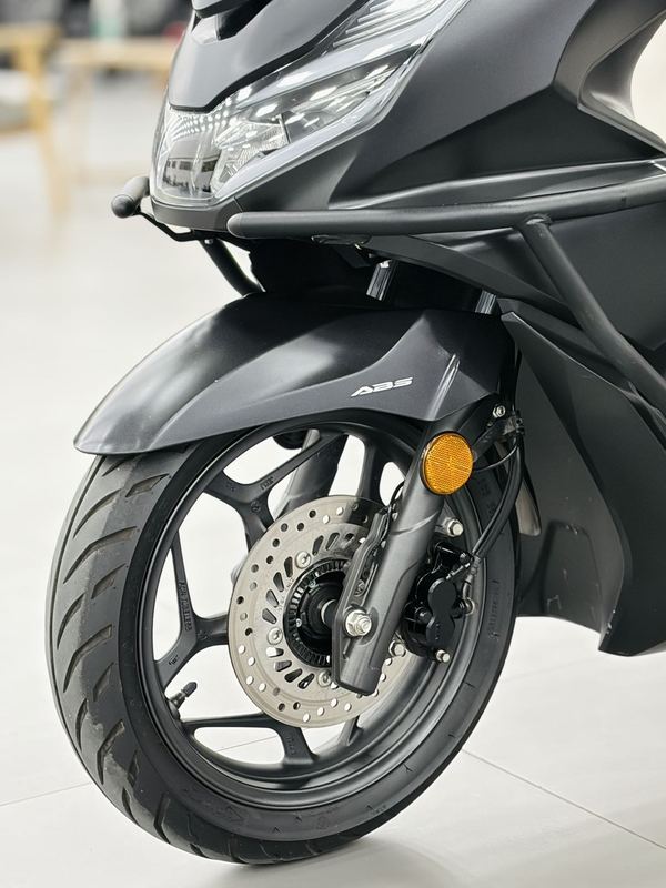 二手五羊本田PCX