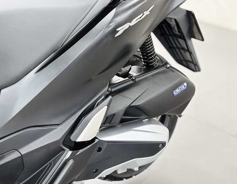 二手五羊本田PCX