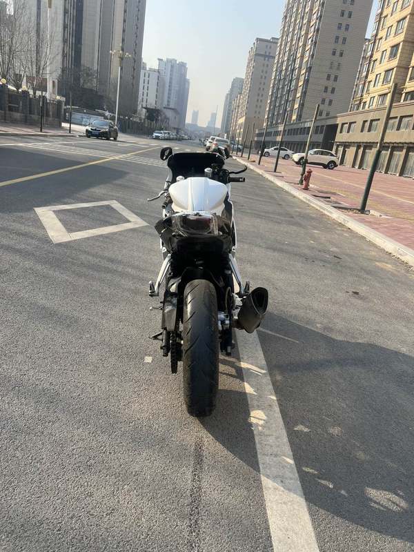 二手贝纳利龙卷风 Tornado 302R