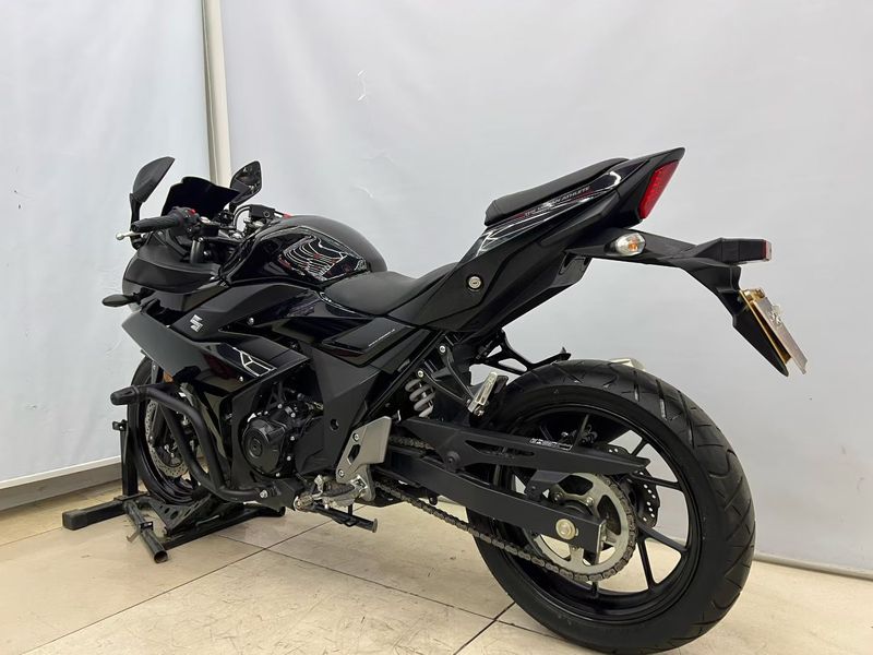 二手豪爵铃木GSX250R