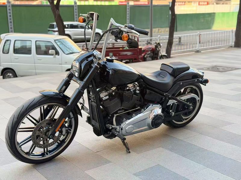 二手哈雷戴维森突破者 Breakout