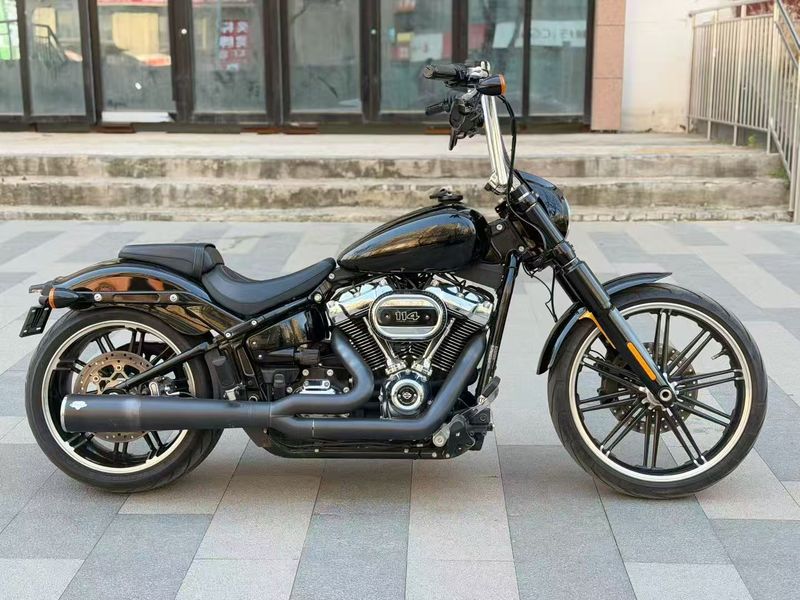 二手哈雷戴维森突破者 Breakout