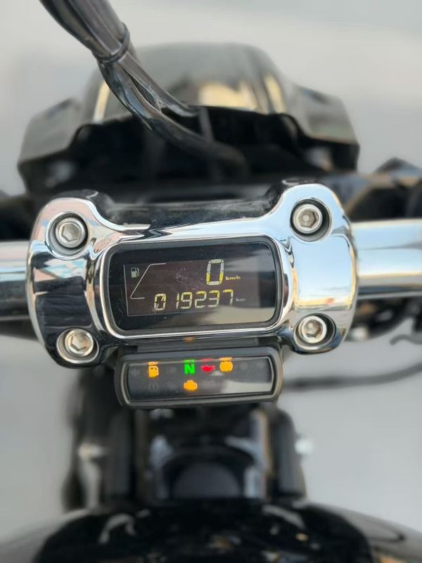 二手哈雷戴维森突破者 Breakout