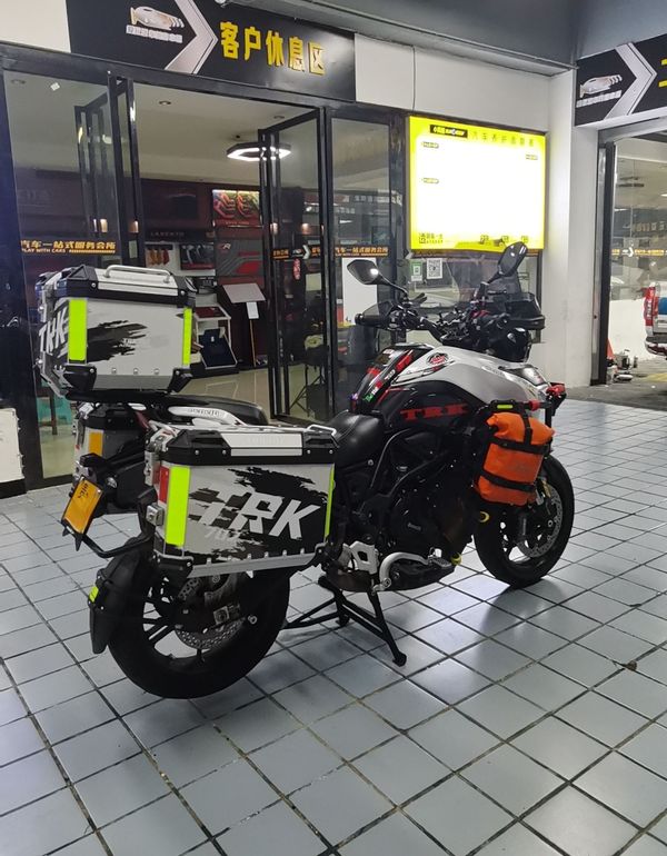 二手贝纳利TRK702