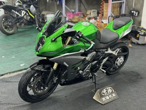 二手贝纳利龙卷风 Tornado 402R