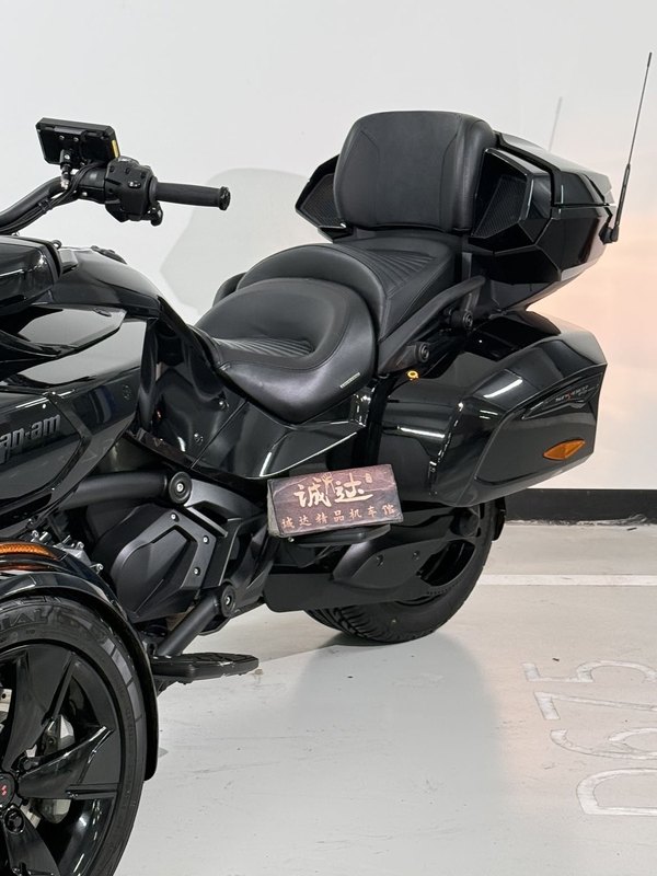 二手庞巴迪Spyder F3 