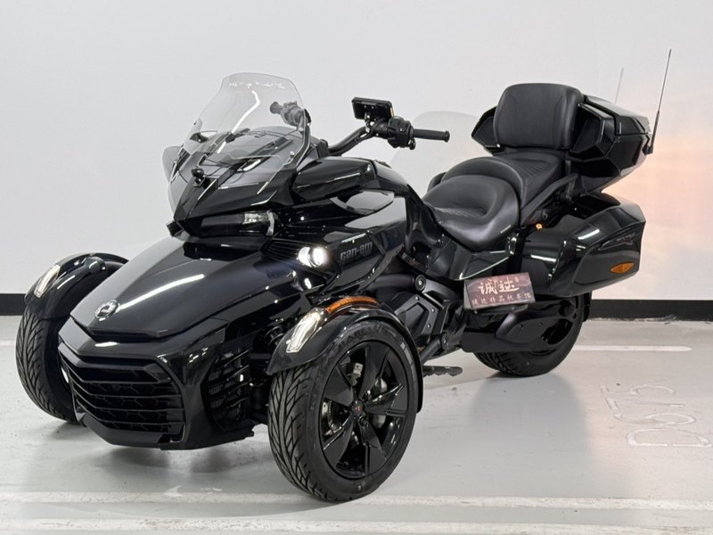 二手庞巴迪Spyder F3 