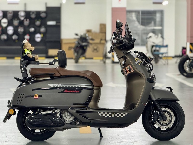 二手维多利亚Sixties 250Si