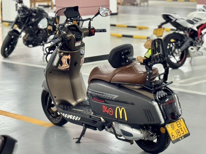 二手维多利亚Sixties 250Si