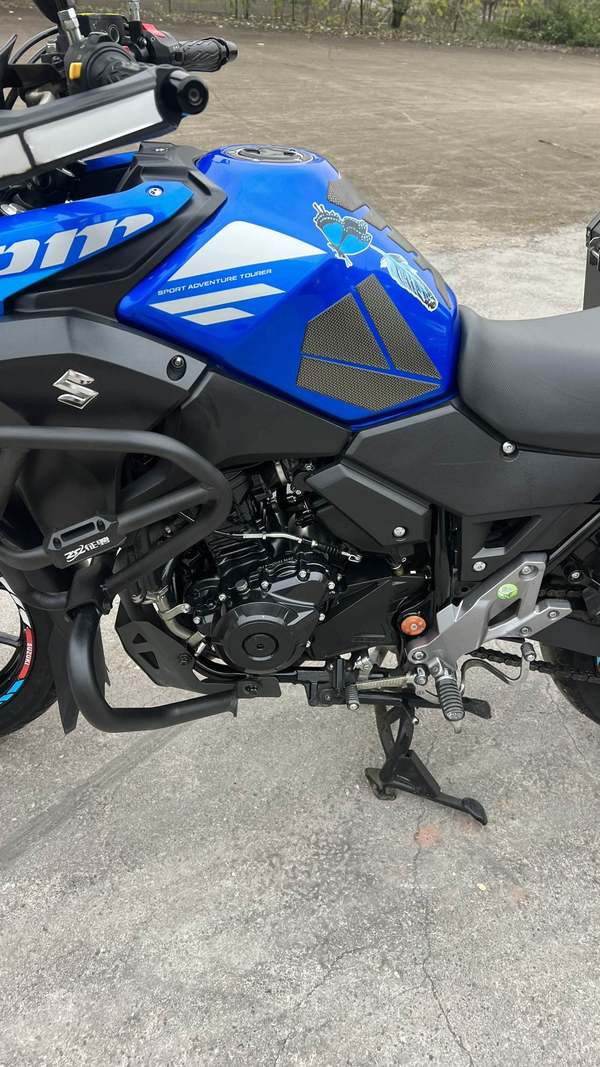 二手豪爵铃木DL250