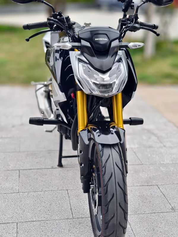 二手五羊本田CB190R 暴锋眼