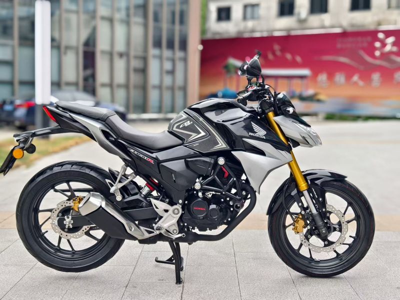 二手五羊本田CB190R 暴锋眼