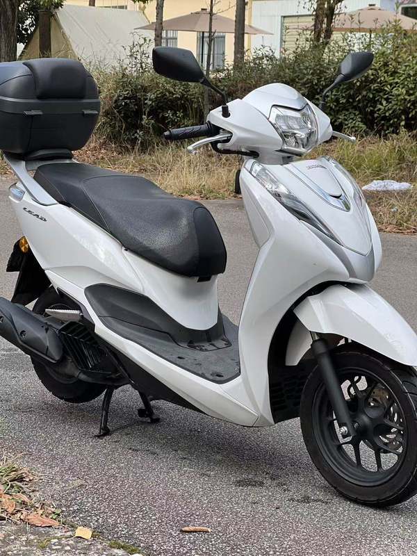 二手五羊本田Lead125