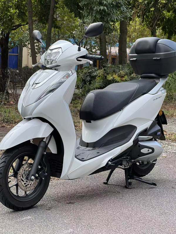 二手五羊本田Lead125