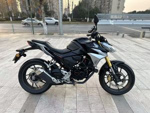二手五羊本田CB190R 暴锋眼