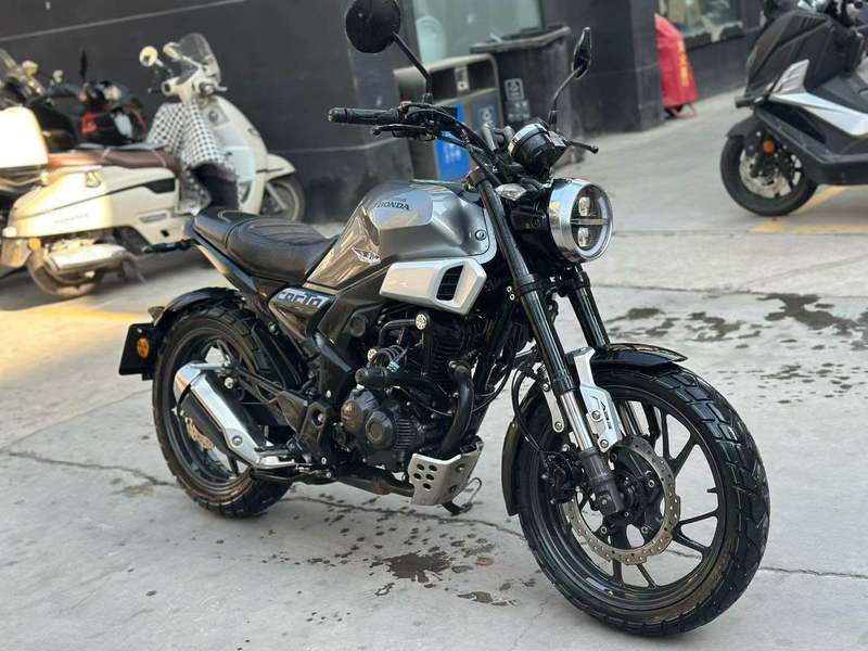 二手新大洲本田CBF190TR